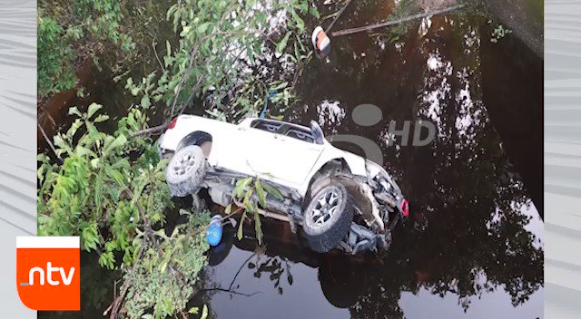 Cochabamba: Driver driving a truck in an apparent state of intoxication, collided with the safety railing of a bridge, leaving two dead and three injured