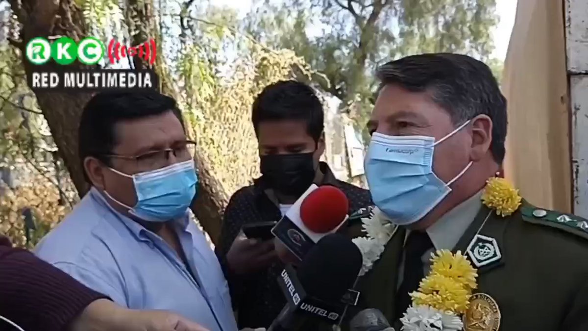 The departmental commander of the Cochabamba Police, Rubén Lobatón, affirmed that they are looking for the prisoner, accused of rape, who escaped today from the Viedma hospital, where he was transferred to be treated. His two police officers were arrested.